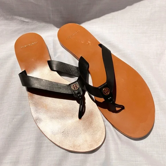 Tory Burch Black Sandals Minimalist Design - Picture 3 of 10